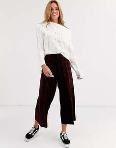 Бархатные плиссированные брюки-кюлоты ASOS DESIGN-Красный