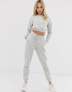Короткий спортивный свитшот и джоггеры слим ASOS DESIGN-Серый