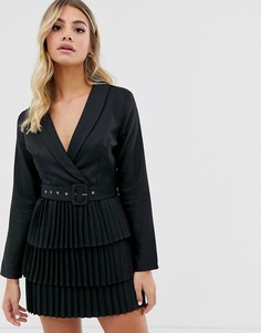 Черное платье-блейзер с глубоким вырезом и плиссированной юбкой In The Style x Dani Dyer-Черный