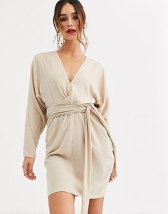 Бархатное платье мини с рукавами \летучая мышь\" и запахом ASOS DESIGN-Кремовый