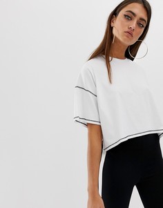 Короткая oversize-футболка с асимметричным краем и контрастными строчками ASOS DESIGN-Белый