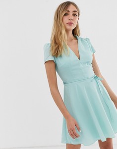Короткое приталенное платье с V-образным вырезом Glamorous-Мульти