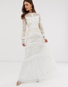 Кружевное платье макси цвета слоновой кости с пуговицами Needle & Thread Bridal-Синий