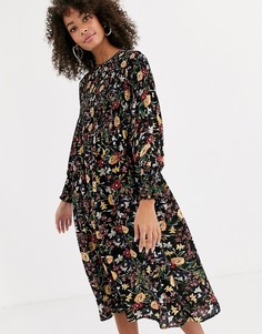 Приталенное платье миди со сборками и цветочным принтом Never Fully Dressed-Мульти
