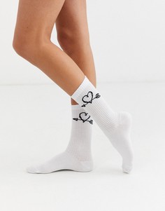 Носки до середины икры в рубчик с сердечком ASOS DESIGN-Белый