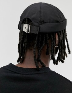 Черная шапка-бини с пряжкой ASOS DESIGN-Черный