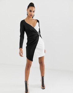 Монохромное платье мини в стиле колор блок с запахом и пряжкой ASOS DESIGN-Мульти