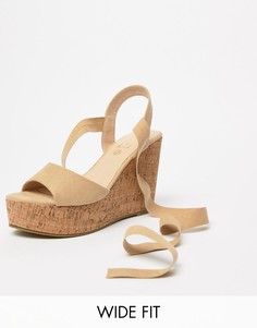 Танкетки для широкой стопы с завязкой на щиколотке Truffle Collection-Бежевый