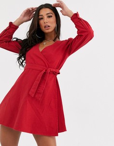 Легкое джинсовое платье мини с запахом и пышными рукавами ASOS DESIGN-Красный