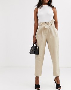 Кожаные суженные книзу брюки ASOS DESIGN Рremium-Бежевый