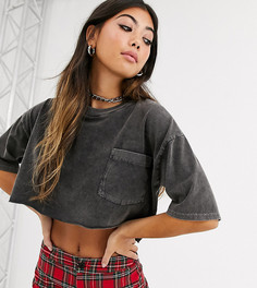 Черная короткая футболка с карманом ASOS DESIGN Petite-Черный