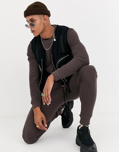 Жилет с отделкой в стиле милитари и ремешками ASOS DESIGN-Черный
