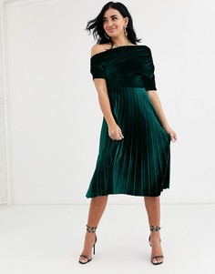 Бархатное платье миди со сборками на плечах ASOS DESIGN-Зеленый
