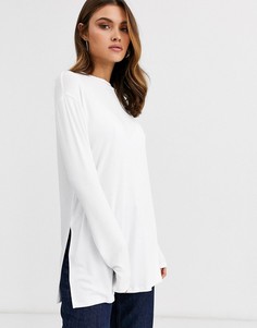 Белый удлиненный лонгслив из фактурного трикотажа ASOS DESIGN