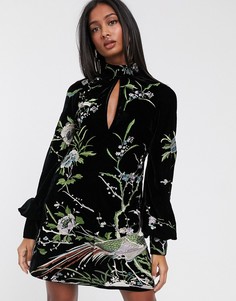 Бархатное платье мини с вышивкой и вырезом капелькой ASOS DESIGN-Черный