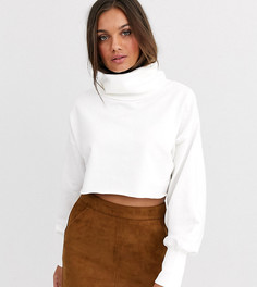 Белый короткий свитшот со свободным воротом ASOS DESIGN Petite