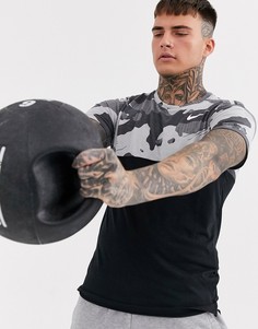 Черная футболка с камуфляжными вставками Nike Training-Черный