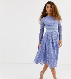 Кружевное платье для выпускного с длинными рукавами ASOS DESIGN Petite-Синий