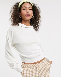 Короткий джемпер с высоким воротом ASOS DESIGN-Белый