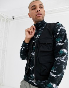 Черный жилет в стиле милитари Jack & Jones