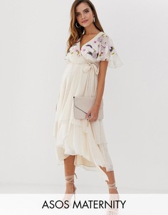 Платье миди с кейпом, вышивкой и асимметричным подолом ASOS DESIGN Maternity-Розовый