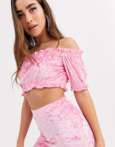 Розовый бархатный кроп-топ с открытыми плечами New Girl Order