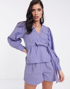 Топ с запахом, поясом и карманом ASOS DESIGN-Фиолетовый