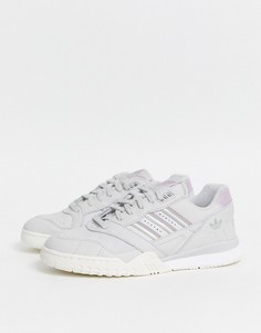 Серые кроссовки adidas-Серый