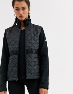 Стеганая термокуртка на молнии с отделкой лентой Nike Running-Черный