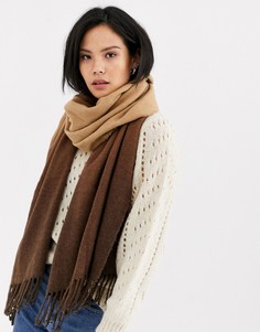 Очень мягкий длинный шарф с эффектом деграде и кисточками ASOS DESIGN-Коричневый