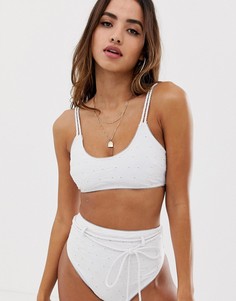 Белый бикини-топ с вышивкой ришелье ASOS DESIGN