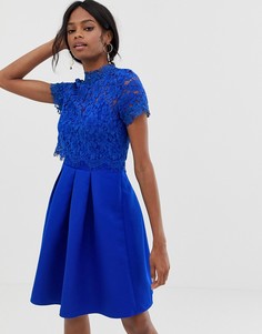 Короткое приталенное платье с короткими рукавами, высоким воротом и кружевным топом Little Mistress-Синий