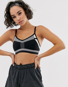 Черно-белый бюстгальтер Nike Training flyknit-Черный