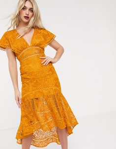 Кружевное платье миди с рукавами клеш ASOS DESIGN-Желтый