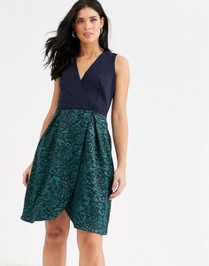 Короткое приталенное платье 2-в-1 Closet-Зеленый