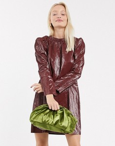 Платье мини из искусственной кожи с мятым эффектом ASOS DESIGN-Красный