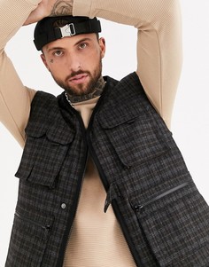 Черный жилет с добавлением шерсти в клетку ASOS DESIGN