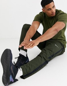 Джоггеры цвета хаки Nike Running-Зеленый