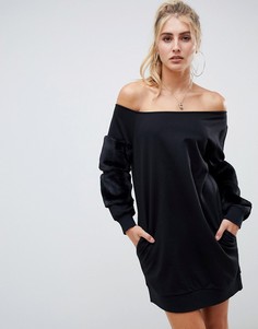 Трикотажное платье с меховыми рукавами ASOS DESIGN-Черный