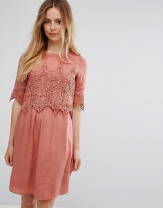 Платье с кружевным верхним слоем Vila-Розовый