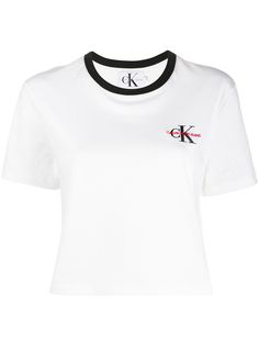 Calvin Klein укороченная футболка с логотипом