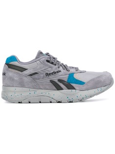 Reebok кроссовки с панельным дизайном