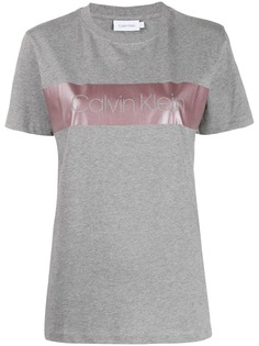 Calvin Klein футболка с логотипом и эффектом металлик
