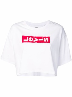 Levis укороченная футболка с принтом логотипа Levis®