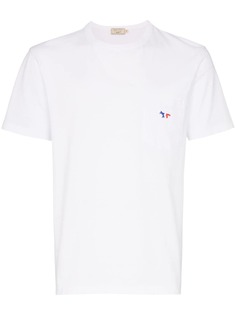 Maison Kitsuné футболка с короткими рукавами и нашивкой-лисой на кармане