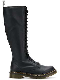 Dr. Martens сапоги по колено на шнуровке