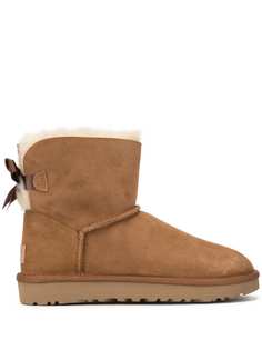 Ugg Australia bow snow boots