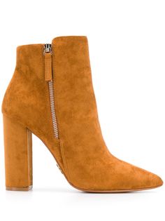 Buffalo side zipped boots