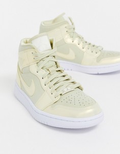Золотистые кроссовки средней высоты Nike Air Jordan 1-Золотой