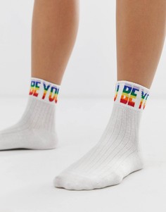Белые спортивные носки с надписью \"Be You\" Monki-Белый